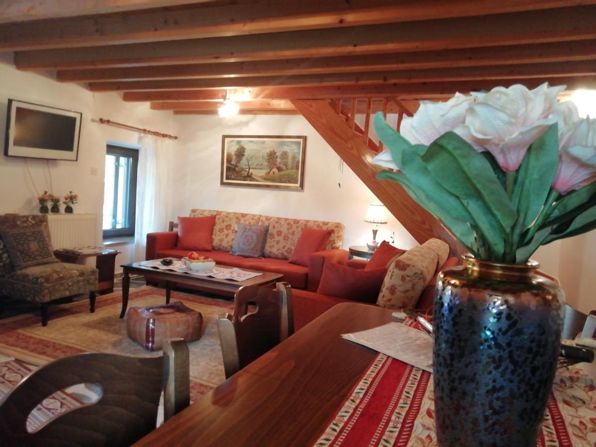 Cosy Lake House, Μια Ανάσα Πριν Τη Λίμνη Kalivia  Экстерьер фото