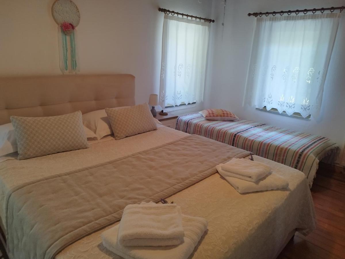 Cosy Lake House, Μια Ανάσα Πριν Τη Λίμνη Kalivia  Экстерьер фото